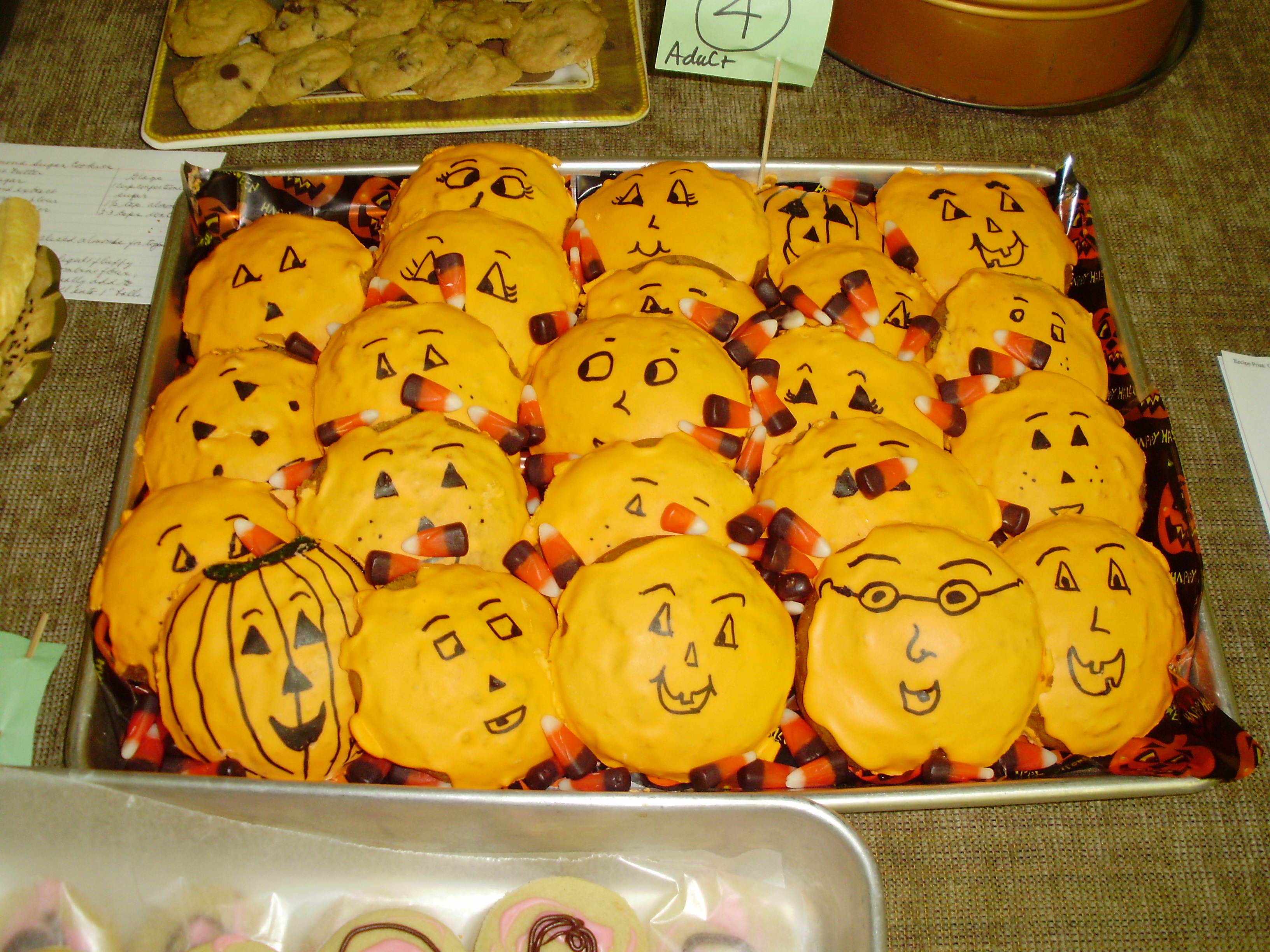 WC4/LynnKennyCookies.10.2009.JPG